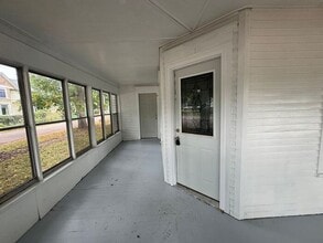 101 James St in Dowagiac, MI - Building Photo - Building Photo