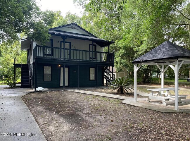 property at 1035 Maynard St