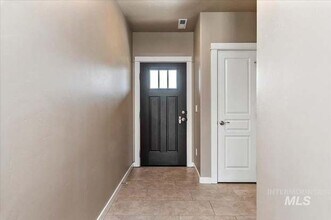 12516 W Azure St in Boise, ID - Building Photo - Building Photo