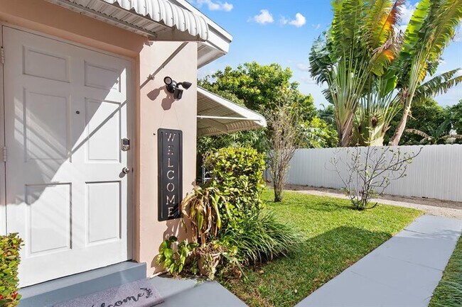 property at 811 SW 26th Ct