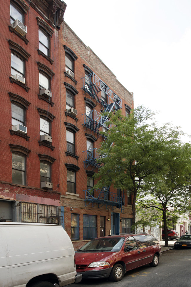 168 Attorney St in New York, NY - Foto de edificio - Building Photo