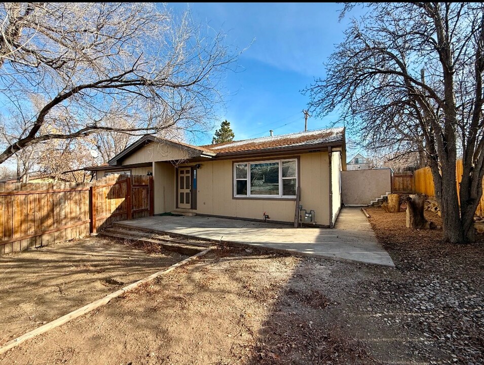 612 E Las Animas St in Colorado Springs, CO - Building Photo