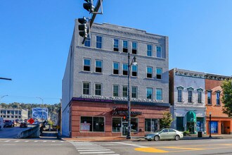 1301 Winchester Ave in Ashland, KY - Building Photo - Building Photo