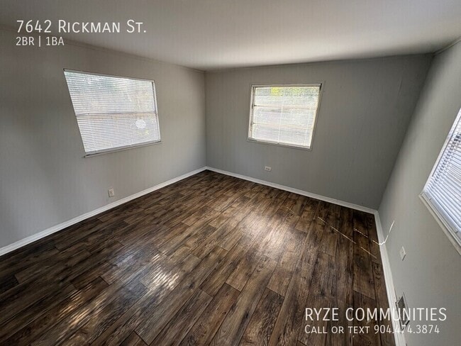 7642 Rickman St in Jacksonville, FL - Building Photo - Building Photo