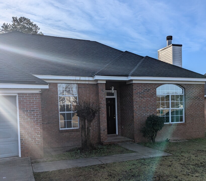 3029 Stonewater Dr in Albany, GA - Building Photo