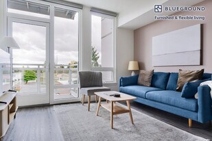 19888 40th Ave W in Lynnwood, WA - Building Photo