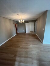 2130 Massachusetts Ave, Unit 7A in Cambridge, MA - Building Photo - Building Photo
