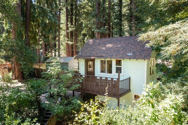 property at 214 Teilh Dr