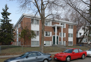 2738 Pillsbury Ave Apartments