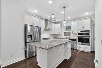 2727 Grand Union Way in Charlotte, NC - Building Photo - Building Photo