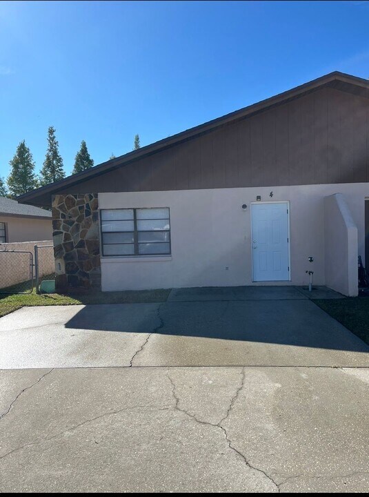 7665 Chase Rd in Lakeland, FL - Building Photo