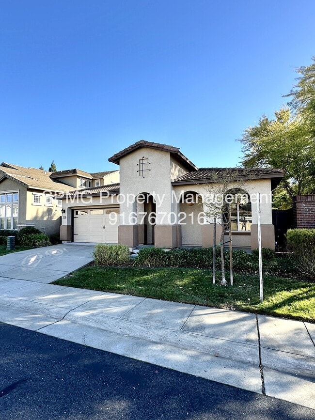 1528 Morning Glory Ln