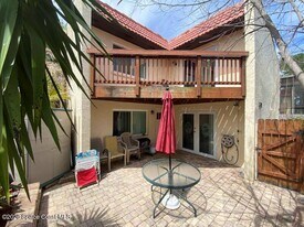 8759 Live Oak Ct in Cape Canaveral, FL - Building Photo