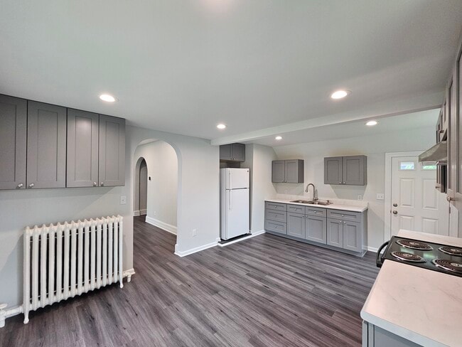 919 Arcadian Ave, Unit 919 Arcadian Avenue