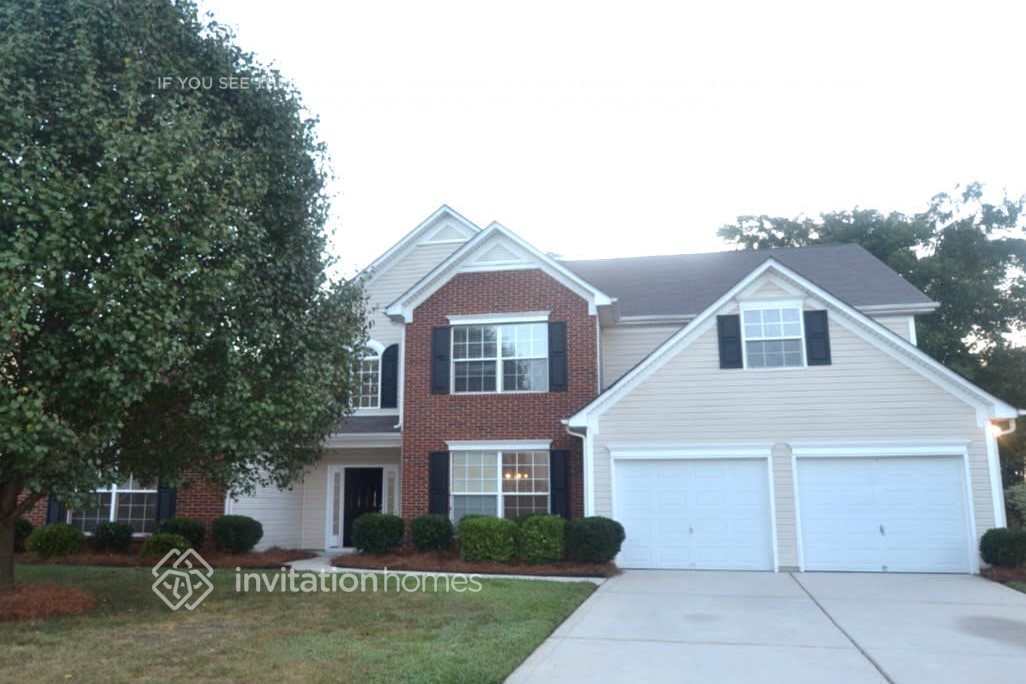 9125 Viscount Ln in Charlotte, NC - Building Photo