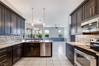 12986 Kedleston Cir in Ft. Myers, FL - Building Photo - Building Photo