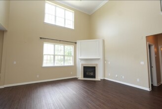 4708 Sandtyn Dr in Waxhaw, NC - Foto de edificio - Building Photo