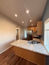 1102 Kane St in Klamath Falls, OR - Building Photo - Building Photo