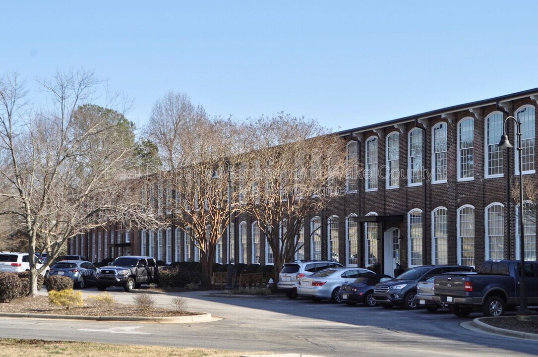 1535 Caraleigh Mills Ct in Raleigh, NC - Building Photo