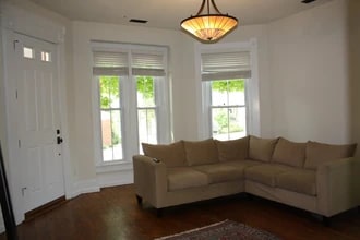 612 N Walnut St in Bloomington, IN - Building Photo - Building Photo