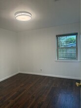 8214 Glenalta St in Houston, TX - Building Photo - Building Photo