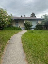 624 N 3rd St in Livingston, MT - Building Photo