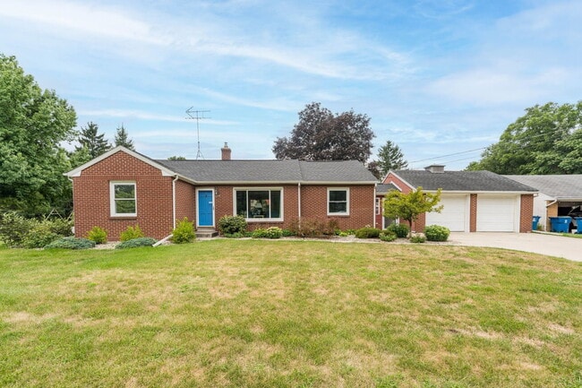 property at 1715 Nichols Rd