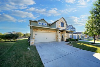 12016 Vignette in Schertz, TX - Foto de edificio - Building Photo