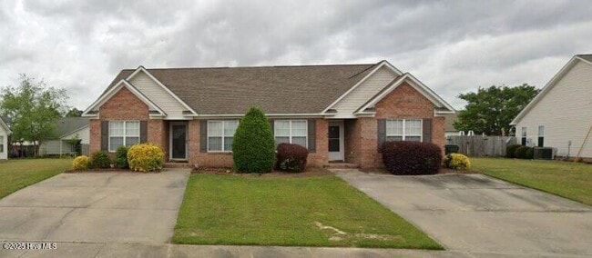 property at 2920 Jessica Dr