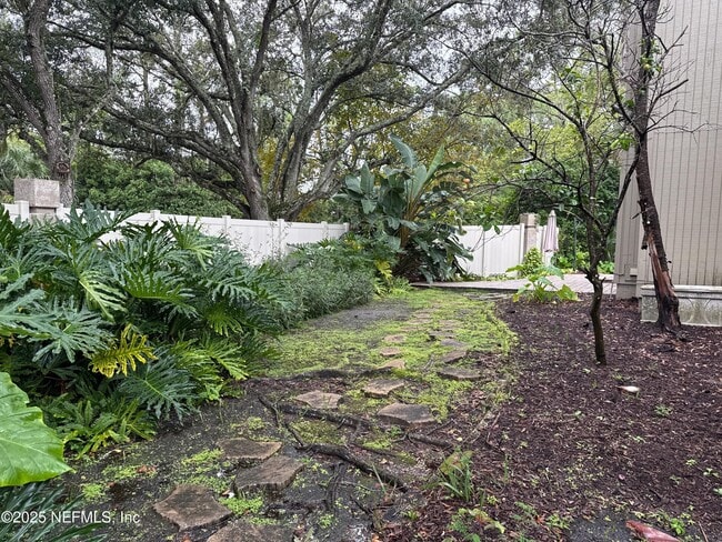 1 Turtleback Trail in Palm Valley, FL - Building Photo - Building Photo