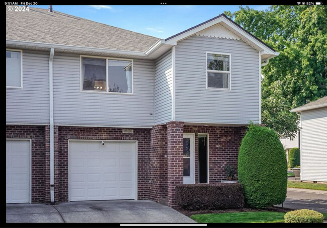 property at 5502 NE 89th Ave