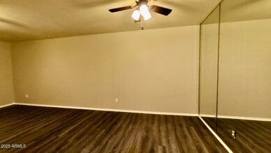 1340 N Recker Rd, Unit 330 in Mesa, AZ - Foto de edificio - Building Photo