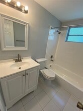 1334 Alton Rd in Miami Beach, FL - Building Photo - Building Photo