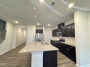 523 Hester Rd in Durham, NC - Building Photo - Building Photo