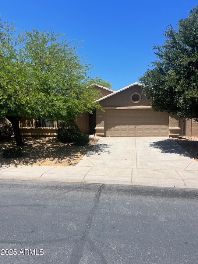 22264 Kingston Dr in Maricopa, AZ - Building Photo - Building Photo