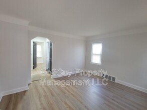 19945 Greenview Ave in Detroit, MI - Building Photo - Building Photo