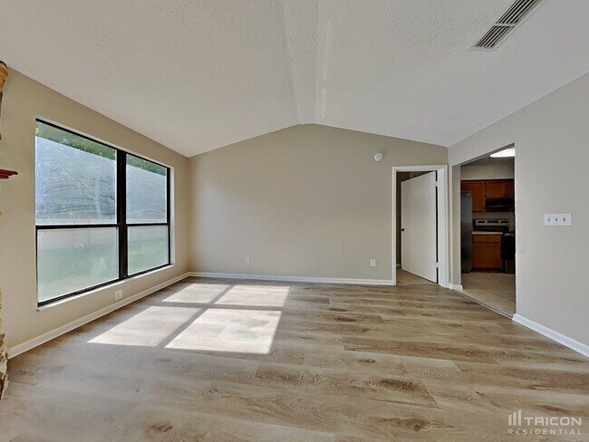 2055 Ashton St in Middleburg, FL - Building Photo - Building Photo
