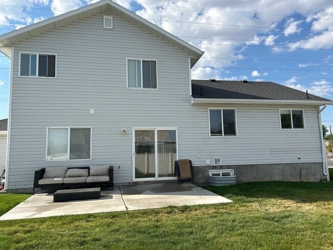 403 E 1400 S in Garland, UT - Building Photo - Building Photo