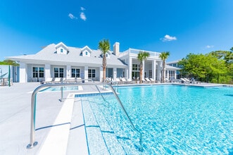 The Reserve at Venice in North Venice, FL - Foto de edificio - Building Photo