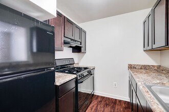 4102 Ogden St in Philadelphia, PA - Building Photo - Building Photo