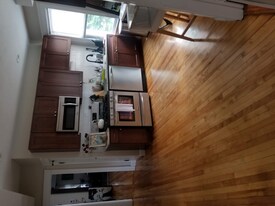 2 Clarendon St, Unit 1 in Worcester, MA - Building Photo