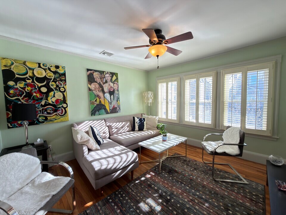 20 Magnolia Ave, Unit 2 in Cambridge, MA - Building Photo