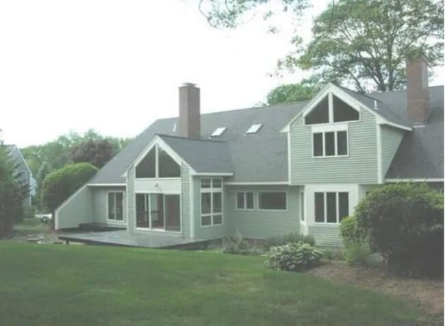 130 E Emerson Rd in Lexington, MA - Building Photo - Building Photo