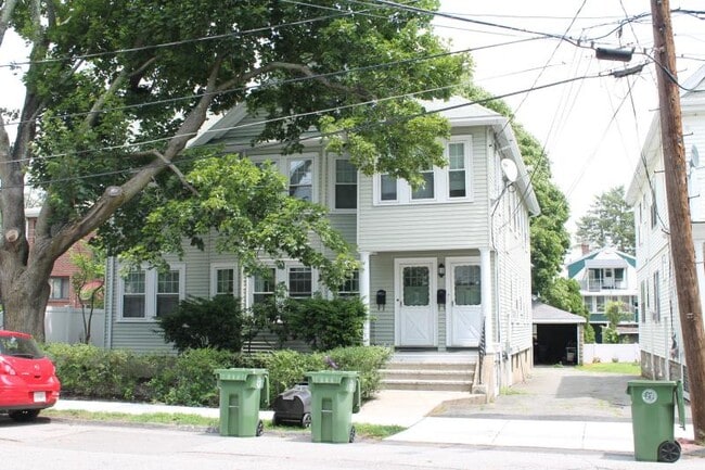 2 Winthrop St, Unit 1