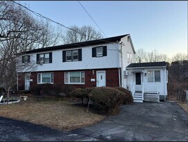 87 Auburn St in Saugus, MA - Building Photo