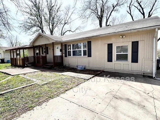 11314 Norton Ave in Kansas City, MO - Building Photo - Building Photo