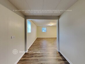 136 Butternut Dr in Bolingbrook, IL - Foto de edificio - Building Photo