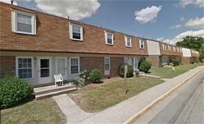 872 Westminster Way in Charleston, WV - Building Photo - Building Photo