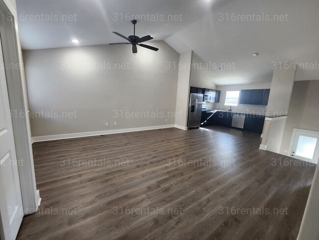 5258 N Plumthicket St in Wichita, KS - Building Photo - Building Photo