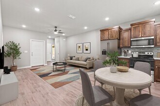 19948 County Rd 4118 in Lindale, TX - Building Photo - Building Photo